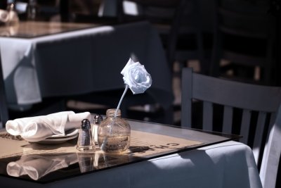 Zo bereid je de perfecte dinnerparty voor (inclusief jezelf)